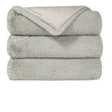 Arlo - Silver - DV Kap Throw