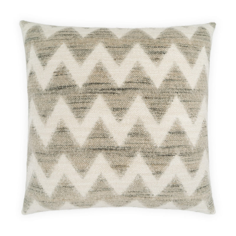Leonne Pillow - Bisque - DV Kap