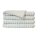 Gene - Ivory - DV Kap Throw