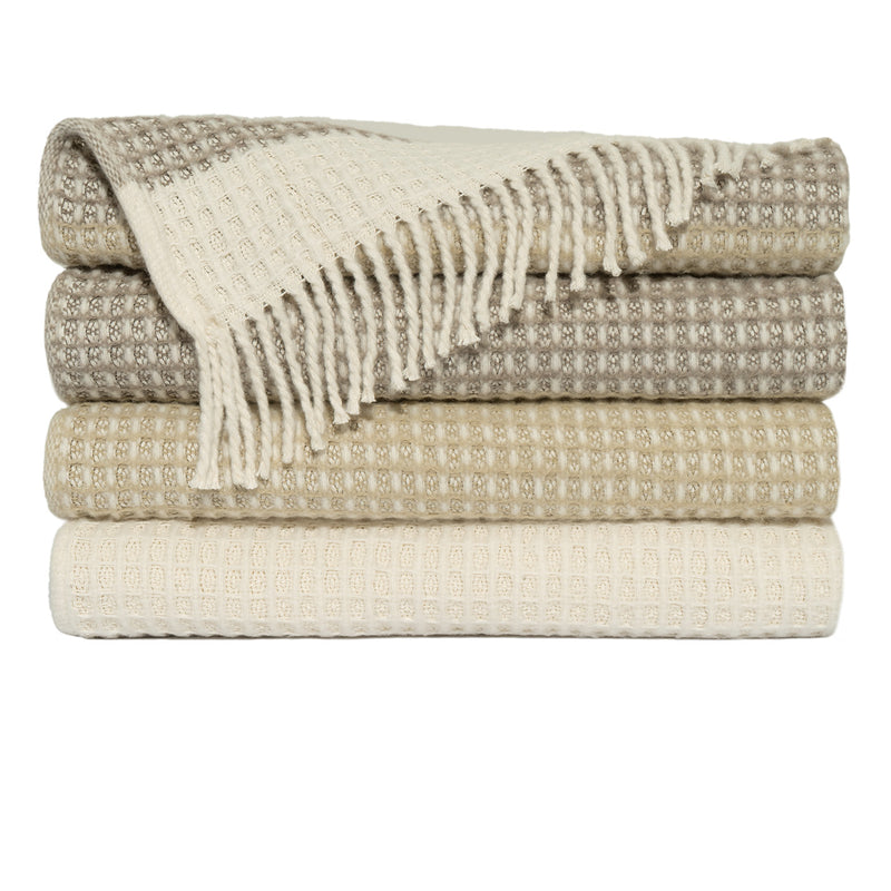 Bandi - DV Kap Throw