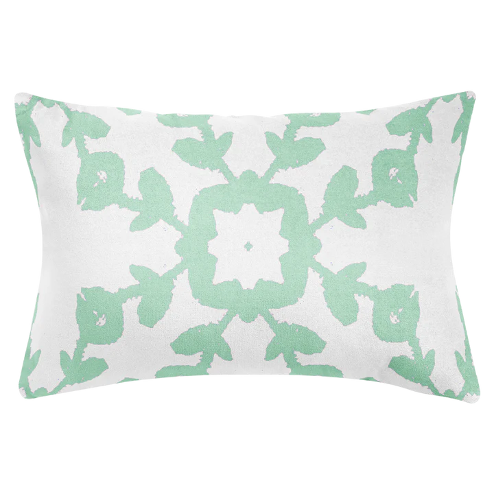 Laura Park - 14' x 20' Lumbar - Highland Mint