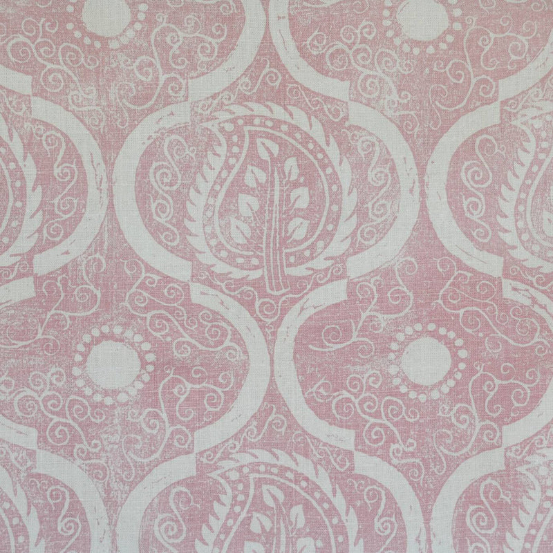 LEE JOFA - PERSIAN LEAF- PINK - Wallcovering by the Yard PINK