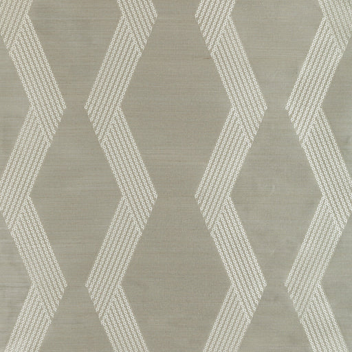 KRAVET COUTURE - CHAINLINK EMB SISAL- GREY - Wallcovering by the Yard GREY